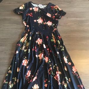 Women’s small navy floral dress
